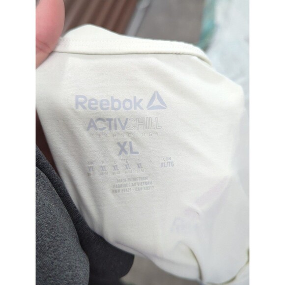 Reebok NWT XL White Active Tshirt and 1X Grey Skinny High Rise Leggings - Picture 5 of 10